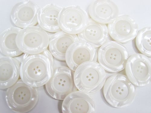 Great value 35mm Large Pearl White Fashion Button FB166 available to order online Australia