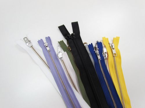 Great value Lucky Dip Chunky Zip 10 Pack available to order online Australia
