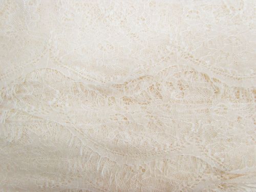 Great value 110mm Garden Mirror Lace Trim 2.9m Piece- Cream #T098 available to order online Australia