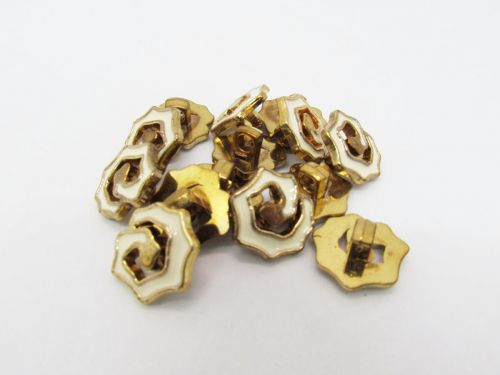 16mm Button- FB604 White On Gold