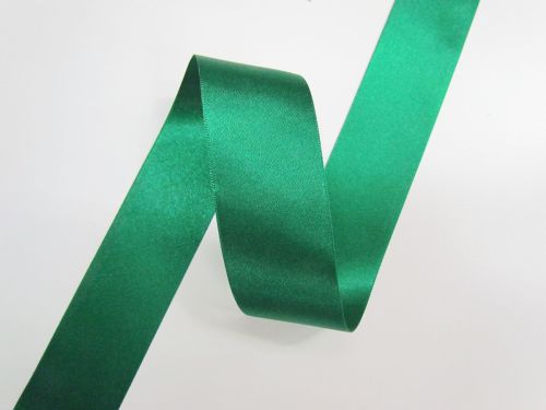 Great value Double Sided Satin Ribbon- 35mm- 455 HUNTER GREEN available to order online Australia