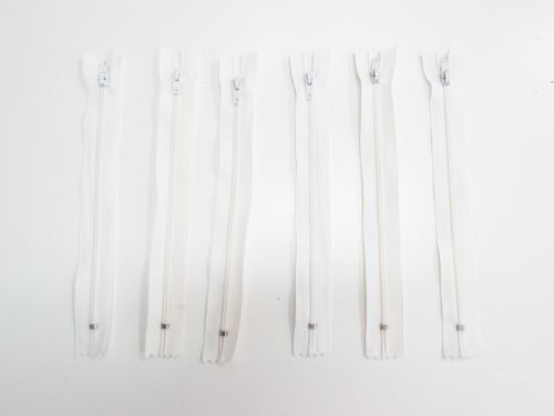 Great value 18cm Creamy White- Dress Zipper Bundle- TRW54- 6 Pack available to order online Australia