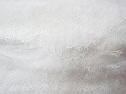 Great value 110mm Flower Daze Lace Trim 280cm Piece- White #T096 available to order online Australia