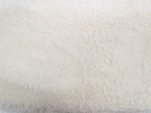 Great value 140mm Reaching Roses Lace Trim 3m Piece- Cream #T100 available to order online Australia