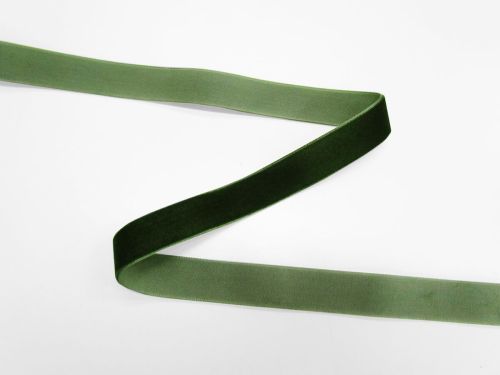 Great value 19mm Velvet Ribbon- Evergreen #T649 available to order online Australia