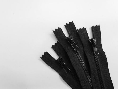 Great value 26cm Chunky Zip 3 Pack- Black- ZP35 available to order online Australia