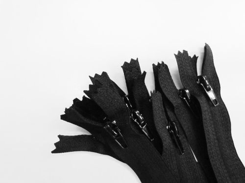 Great value 14cm Heavy Duty Invisble Zip 10 Pack- Black- ZP40 available to order online Australia