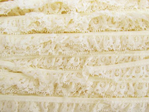 Great value 18mm Chantilly Cream Ruffled Lace Trim- Cream #T869 available to order online Australia