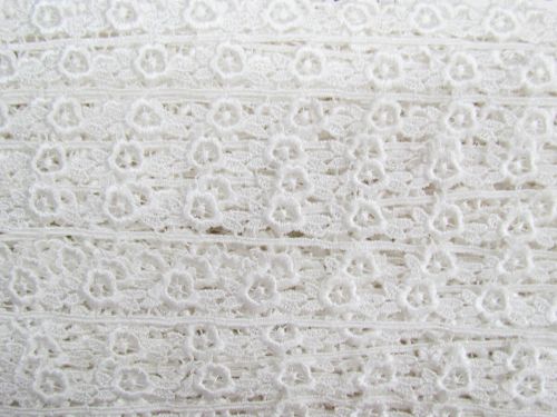 Great value 20mm Garden Bunting Lace Trim- White #T896 available to order online Australia