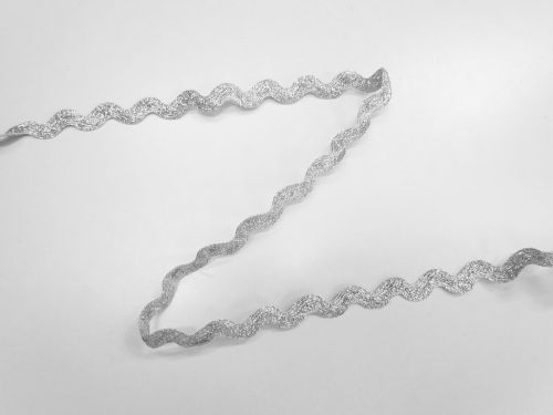 Great value 14mm Metallic Ric Rac- Silver #T896 available to order online Australia