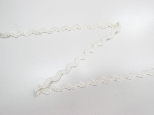 Great value 14mm Ric Rac Trim- Cream #T902 available to order online Australia